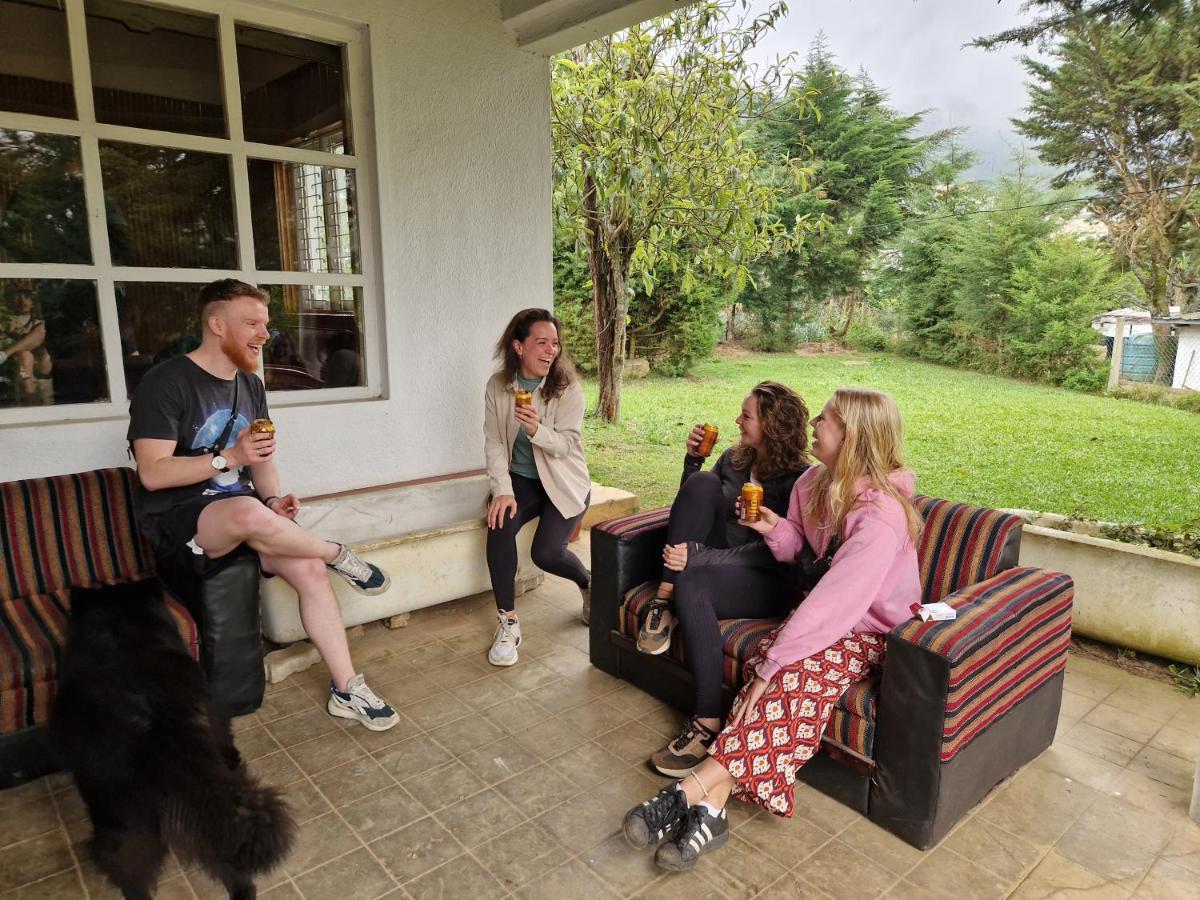 Chilly Croc Hostel Nuwara Eliya Exterior foto